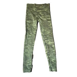 SPANX Green Camo Leggings Women’s L
